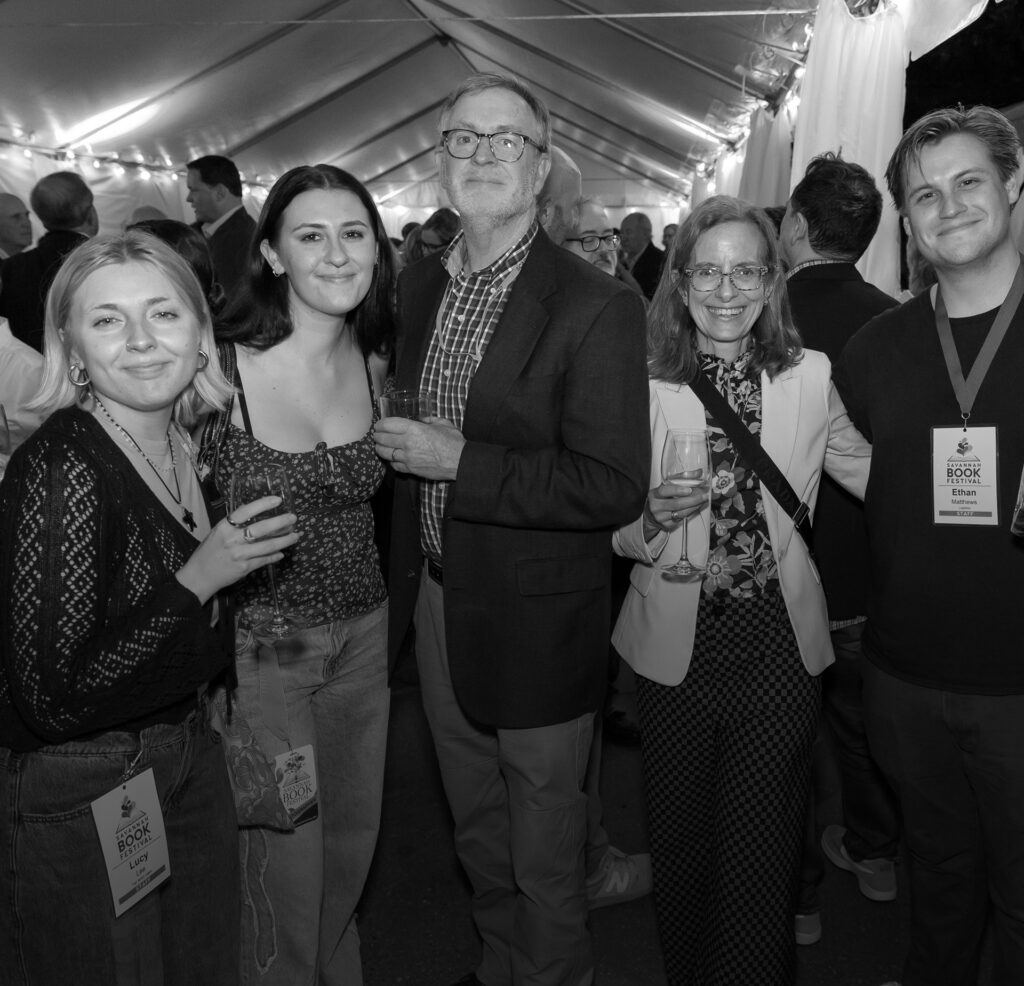 JohnAphoto-3770_BLK 1