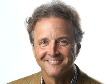 Clarey-WordPress-Author-Template-aspect-ratio-4-3