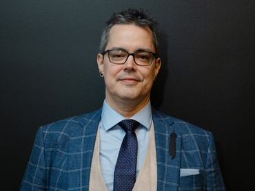 Curtis-WordPress-Author-Template-aspect-ratio-4-3