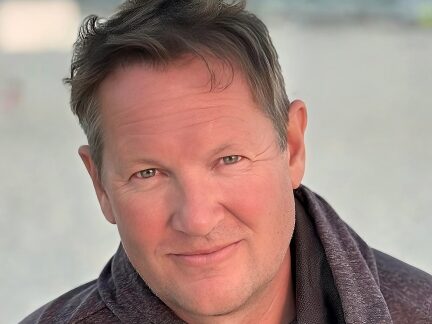 AndersonHeadshot_Credit-Sarah-Campbell-aspect-ratio-4-3